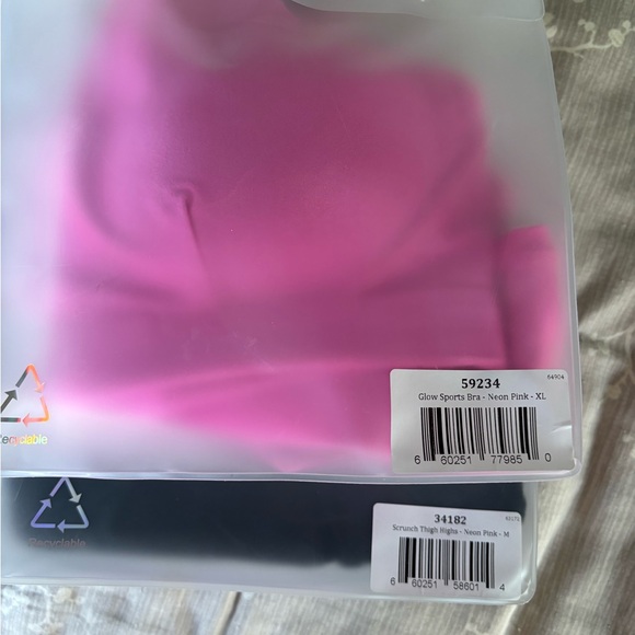 ❌SOLD❌❌Bombshell Set - Picture 10 of 10